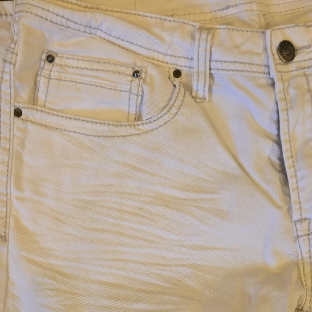 Buffalo David Bitton Men's Straight Jeans in White W33/L34